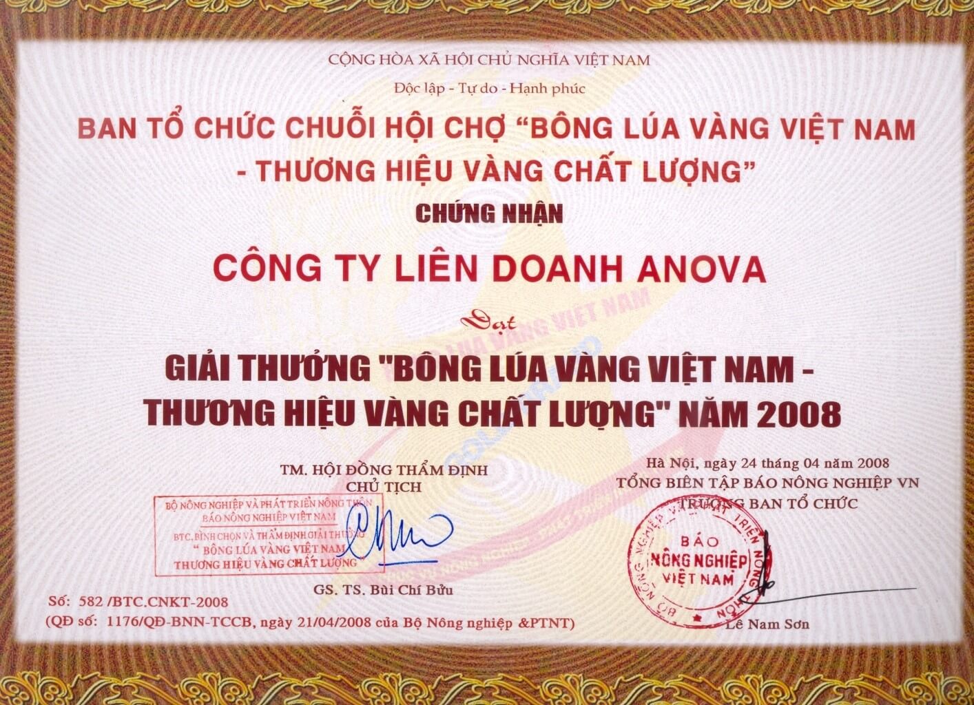 Đạt giải thưởng “ Bông lúa vàng Việt Nam”